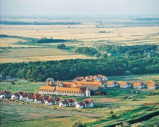 Hortobagy Club Hotel ภายนอก รูปภาพ